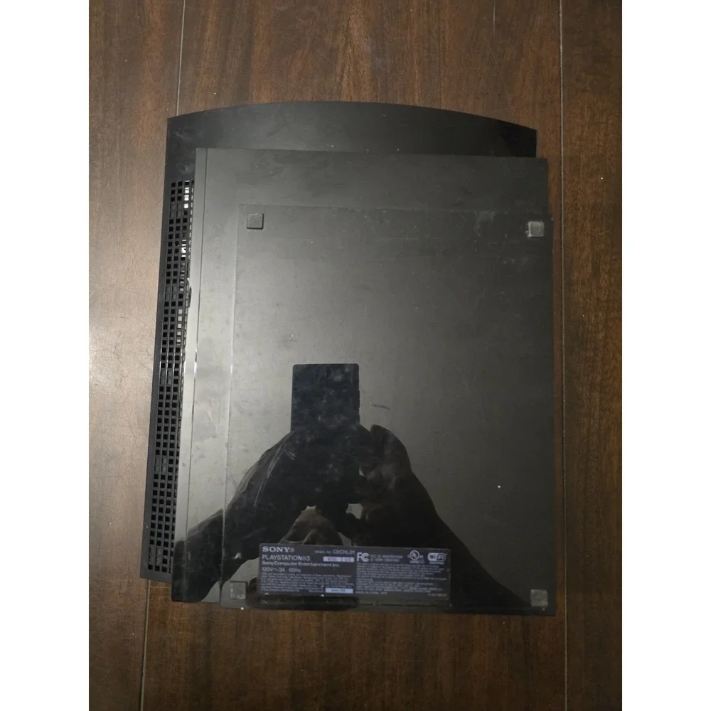 Sony PlayStation3 80GB Console Bundle - Black